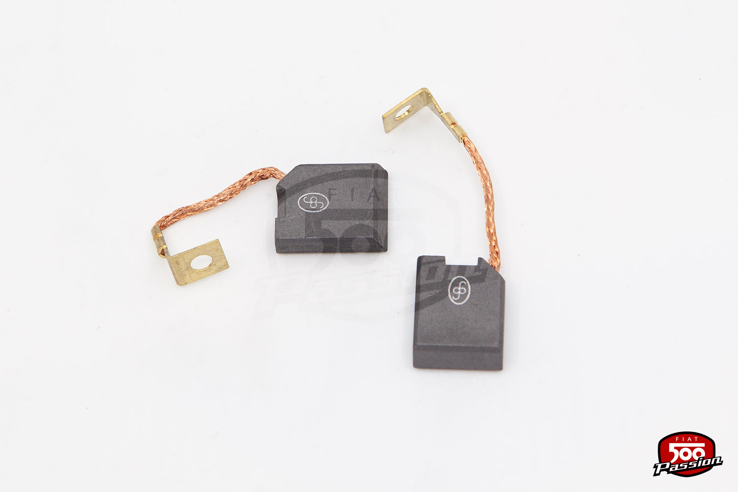 Charbon de dynamo (les deux)