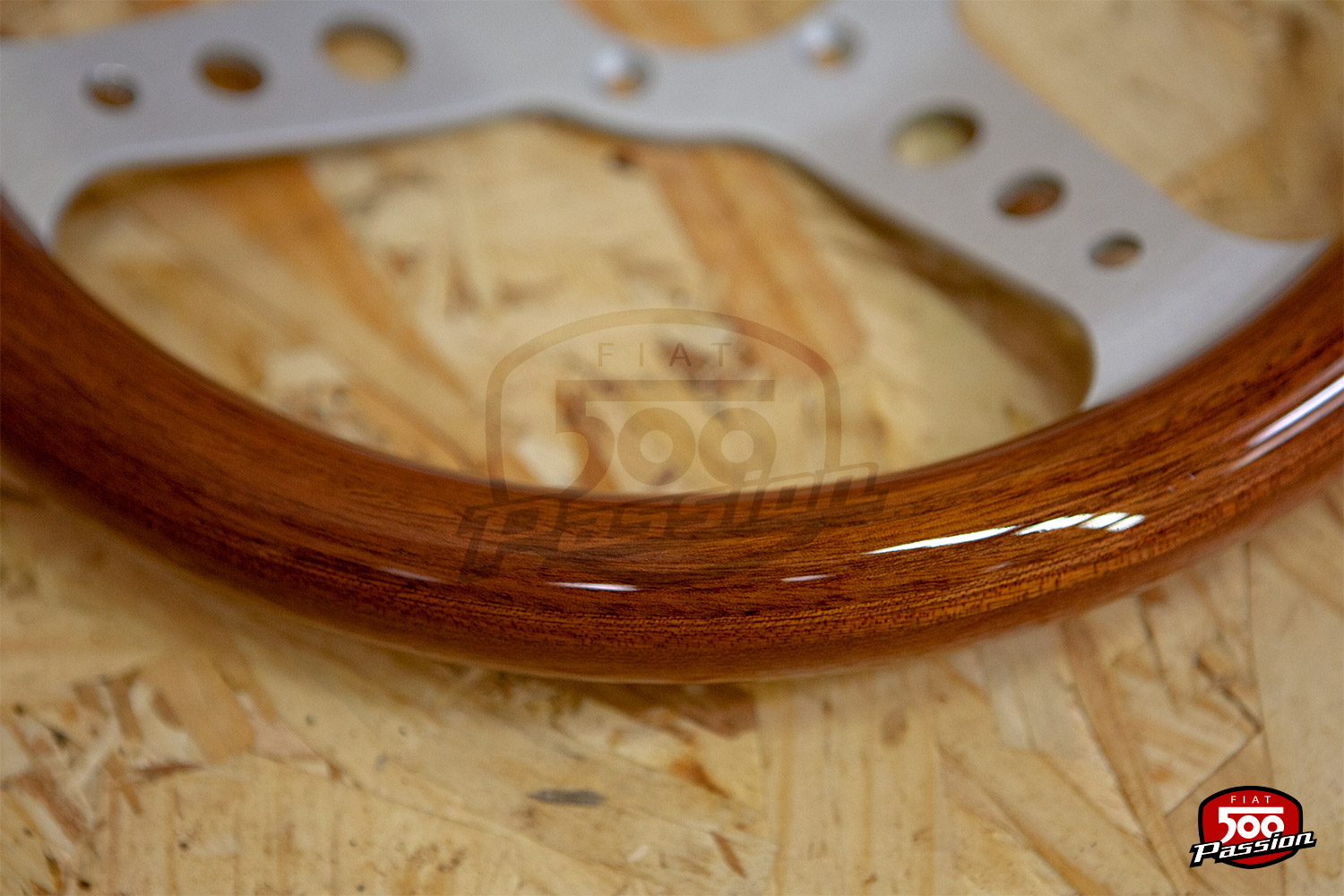 Volant bois 3 branches en alu "Mogano" diam. 320 – Image 3