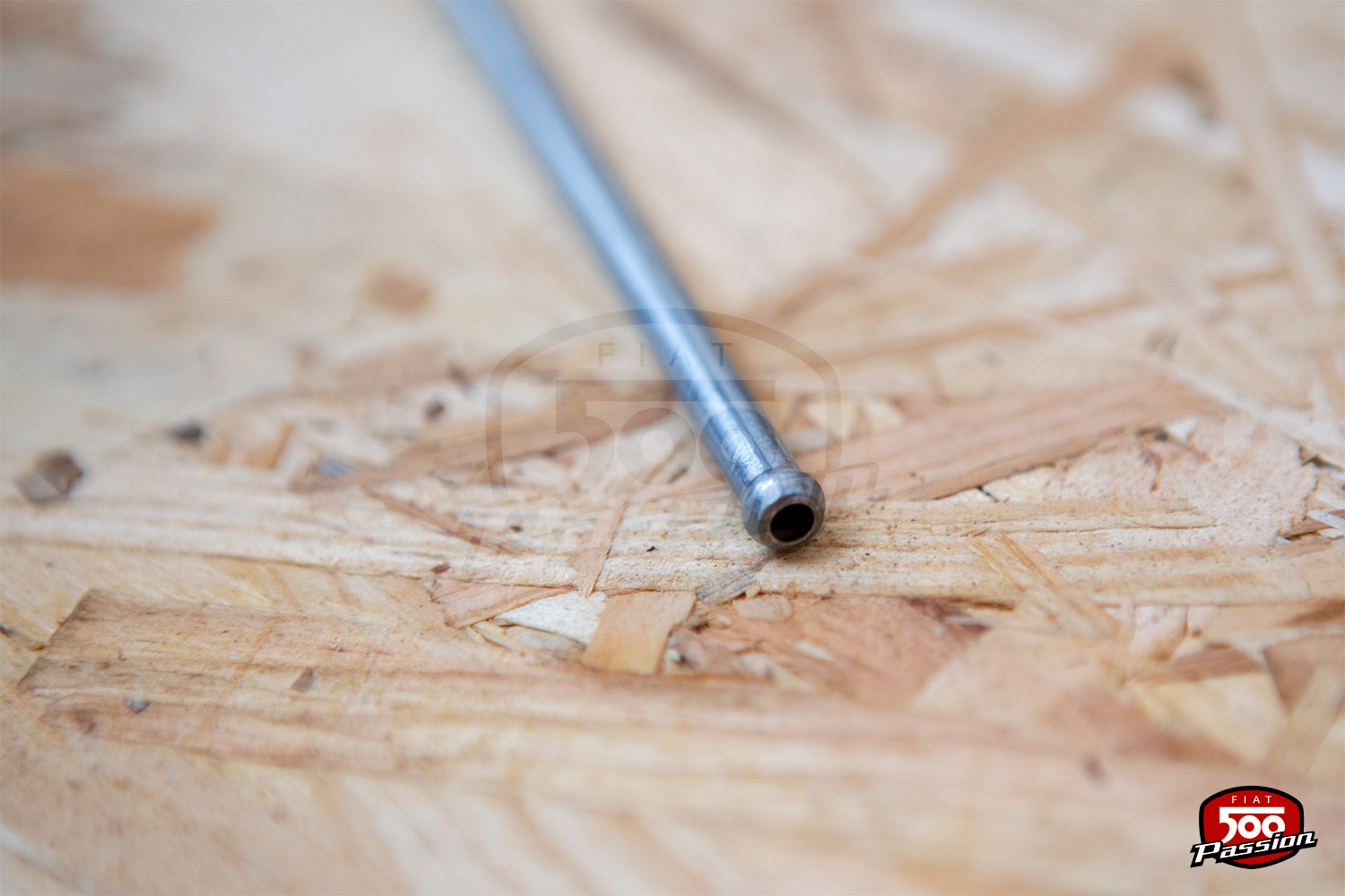 Tube essence rigide sous chassis – Image 2