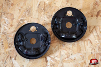 Flasques de frein avant