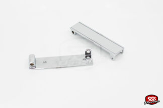 Écarteurs chromés de capot moteur