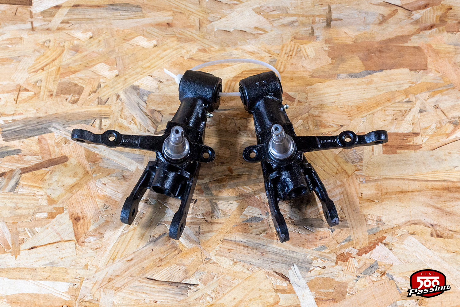 Fusée avec Silentbloc pour 500 D (la paire) - échange standard